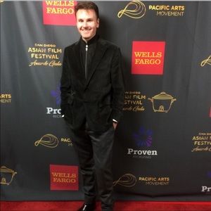 Meet your Posher, Pat